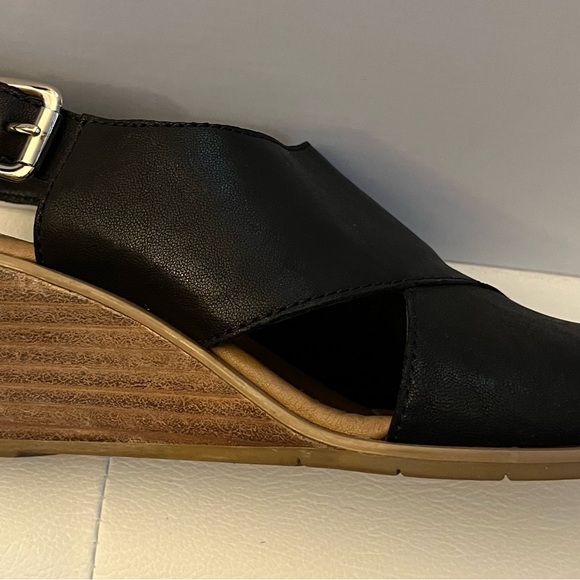 Sofft Gabella black wedge sandal size 7 US women’s. - Picture 3 of 8